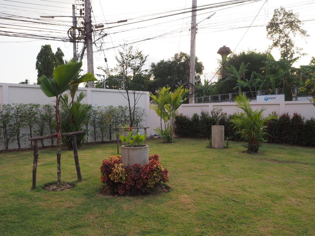 Apartamento Jjw House Thalang Exterior foto